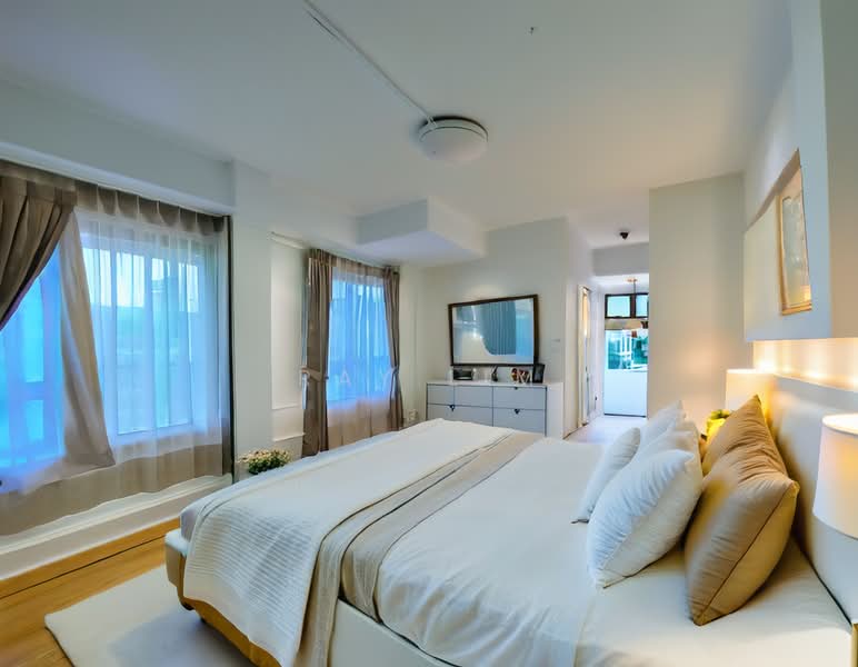 Parkway View, 39 Marine Parade Road, 4 Bedrooms, 3,572 sqft, Condominium For Rent, by Ray Lim, 500103262 - Bedroom - PropertyGuru.com.sg