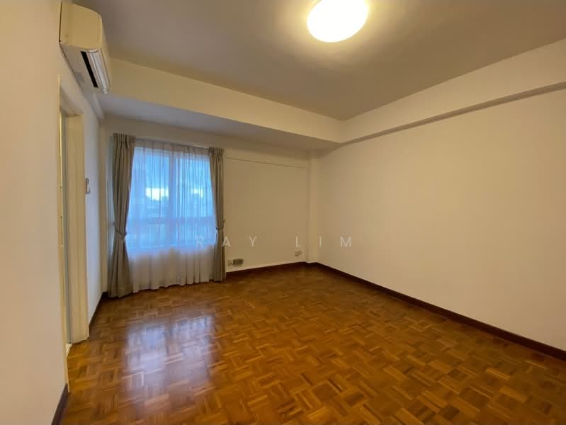 Parkway View, 39 Marine Parade Road, 4 Bedrooms, 3,572 sqft, Condominium For Rent, by Ray Lim, 500103262 - Bedroom - PropertyGuru.com.sg