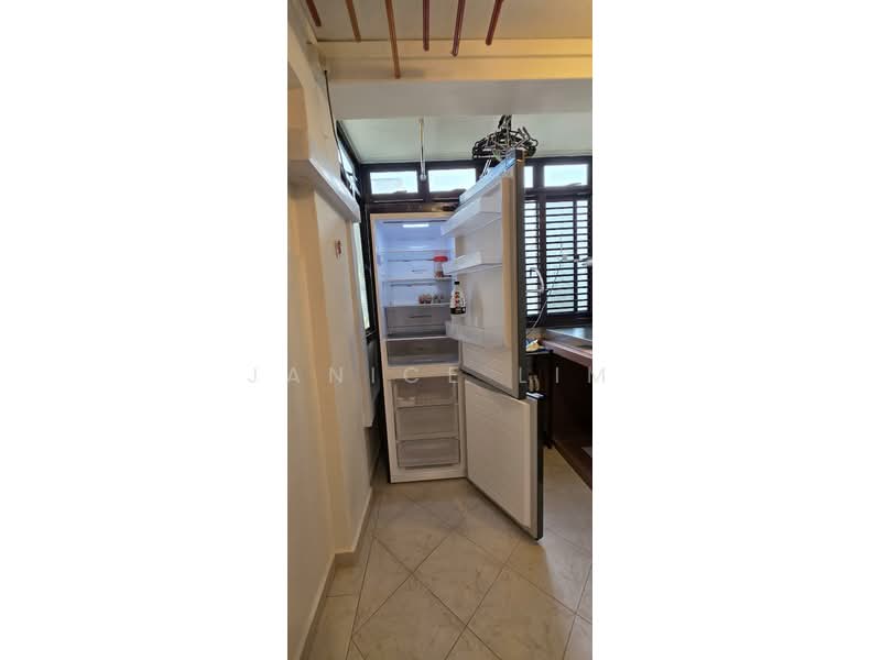54 Lorong 5 Toa Payoh, 54 Lorong 5 Toa Payoh, 1 Bedroom, 463 sqft, HDB Flat For Rent, by Janice Lim, 500103263 - Kitchen - PropertyGuru.com.sg