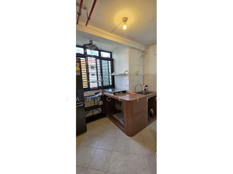54 Lorong 5 Toa Payoh, 54 Lorong 5 Toa Payoh, 1 Bedroom, 463 sqft, HDB Flat For Rent, by Janice Lim, 500103263 - Kitchen - PropertyGuru.com.sg