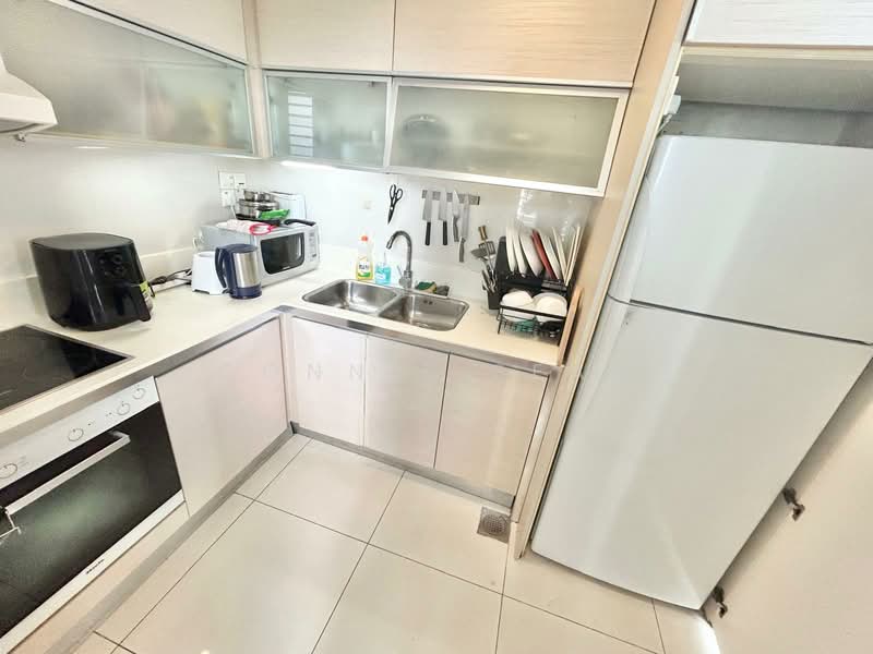 The Sail @ Marina Bay, 6 Marina Boulevard, Room Rental, 230 sqft, Condominium For Rent, by Connie Seah, 500103271 - Kitchen - PropertyGuru.com.sg
