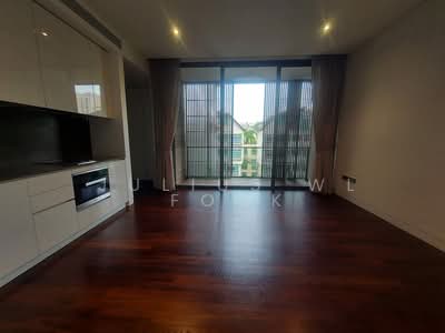 For Rent - Lloyd SixtyFive