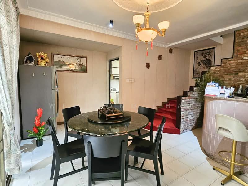 ⭐⭐⭐LANDED7772@Amazing Original Well Kept Detached Walk to MRT (D14) 6rm, , 6 Bedrooms, 4,000 sqft, Detached House For Sale, by WeeThong Chai, 500103273 - Dining Room - PropertyGuru.com.sg