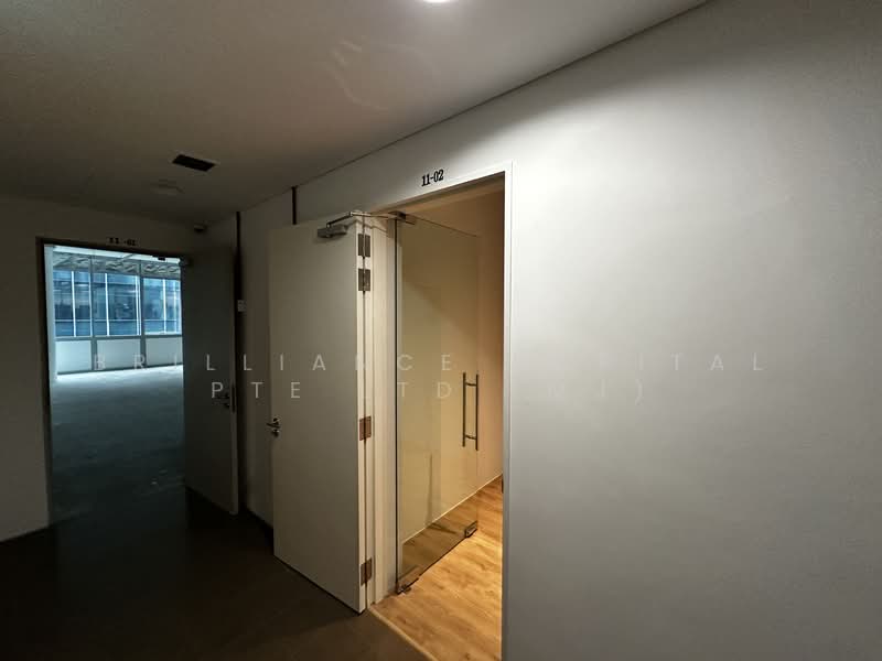 120 Robinson Road, 120 Robinson Road, 2,289 sqft, Office For Rent, by Brilliance Capital Pte Ltd (MJ), 500103284 - Corridor - CommercialGuru.com.sg