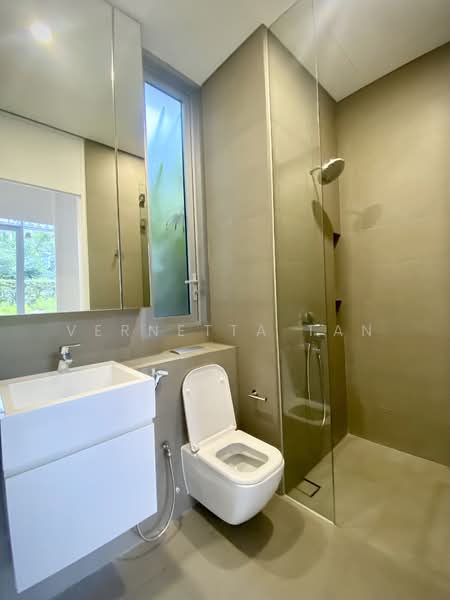 Seletar Park Residence, 21 Seletar Road, 3 Bedrooms, 1,604 sqft, Condominium For Rent, by Vernetta Tan, 500103288 - Bathroom - PropertyGuru.com.sg
