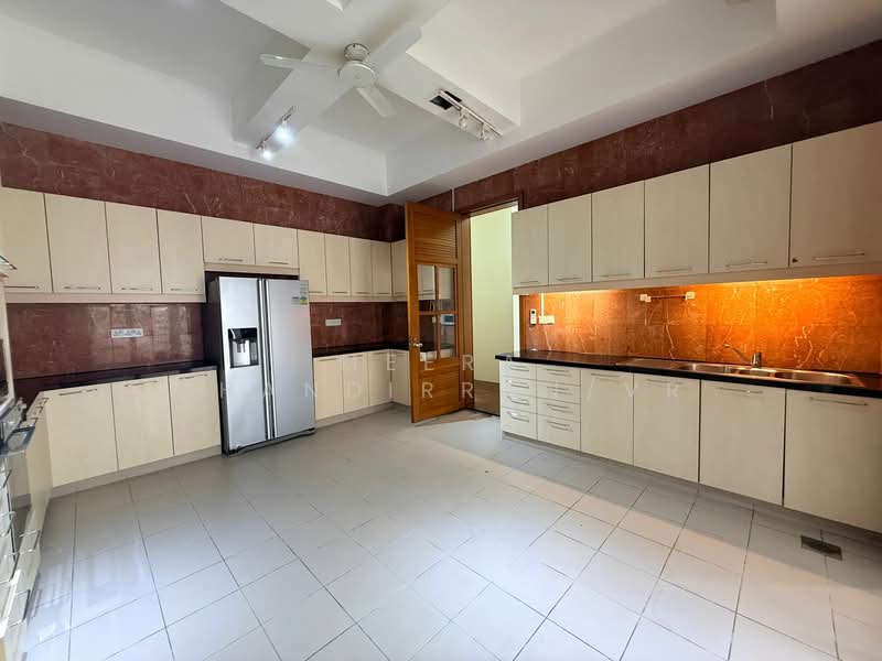48 Belmont Road, Belmont Road, 6 Bedrooms, 7,200 sqft, Good Class Bungalow For Rent, by Meera Chandirran/VR, 500103299 - Kitchen - PropertyGuru.com.sg