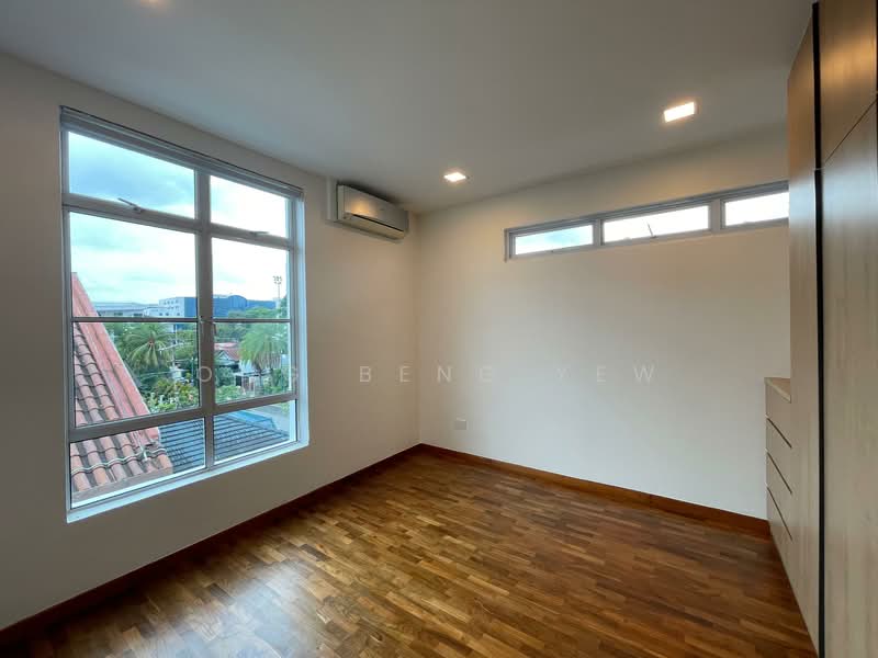 Spacious Landed Rental in Serangoon Gardens!, Kensington Park / Serangoon Gardens / Ang Mo Kio, 5 Bedrooms, 4,500 sqft, Semi-Detached House For Rent, by Ong Beng Yew, 500103310 - PropertyGuru.com.sg