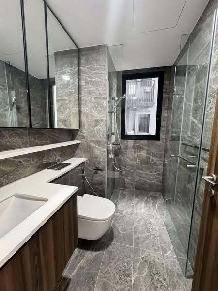 Lentor Modern, Lentor Central, 2 Bedrooms, 732 sqft, Condominium For Rent, by Leonard Boey, 500103328 - Bathroom - PropertyGuru.com.sg