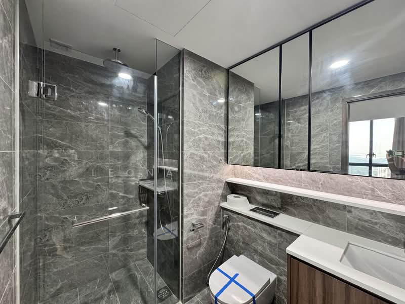 Lentor Modern, Lentor Central, 2 Bedrooms, 732 sqft, Condominium For Rent, by Leonard Boey, 500103328 - Bathroom - PropertyGuru.com.sg