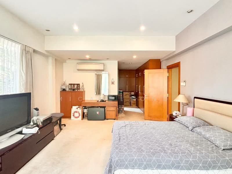 ✨LANDED ELITE✨ Bukit Timah / Watten Estate, , 5 Bedrooms, 5,000 sqft, Detached House For Sale, by Micah Leong, 500103336 - Bedroom - PropertyGuru.com.sg