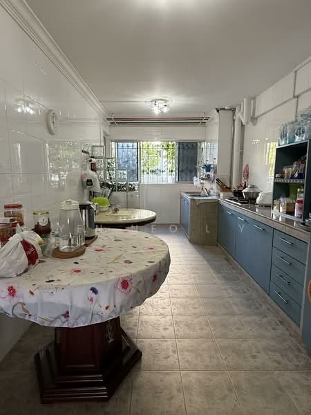 158 Tampines Street 12, 158 Tampines Street 12, 3 Bedrooms, 990 sqft, HDB Flat For Sale, by Yen Neo L Y, 500103354 - Kitchen - PropertyGuru.com.sg