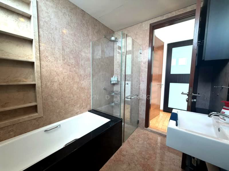 Mill Point, 1 Zion Close, 2 Bedrooms, 926 sqft, Apartment For Rent, by Mandy Ng, 500103358 - Bathroom - PropertyGuru.com.sg