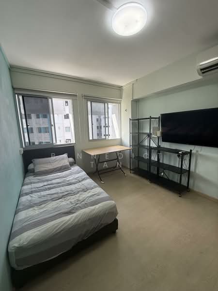 956 Hougang Street 91, 956 Hougang Street 91, Room Rental, 180 sqft, HDB Flat For Rent, by Bennedict Tan, 500103363 - Bedroom - PropertyGuru.com.sg