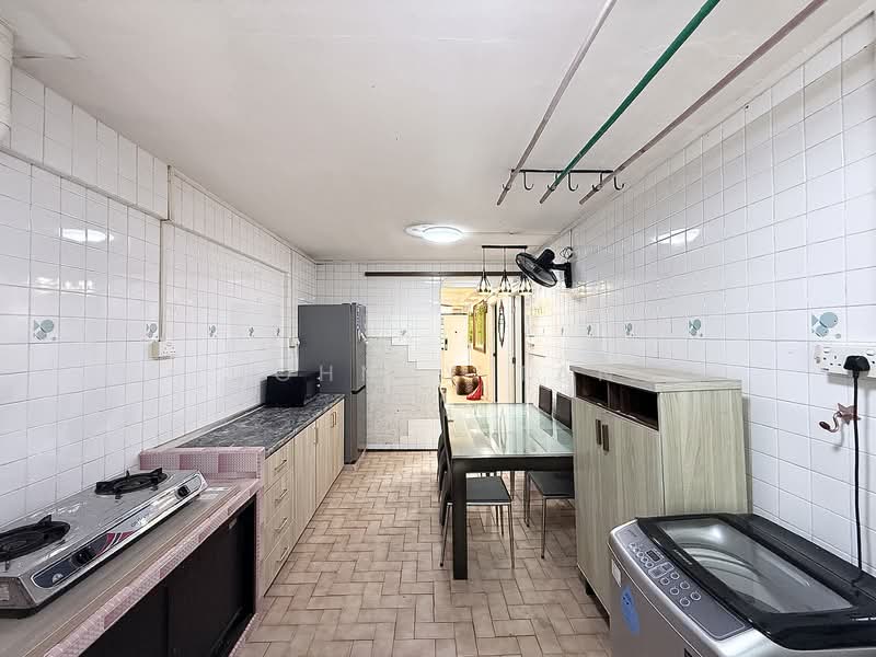 211 Yishun Street 21, 211 Yishun Street 21, 2 Bedrooms, 721 sqft, HDB Flat For Sale, by Johnny Tan, 500103366 - Kitchen - PropertyGuru.com.sg