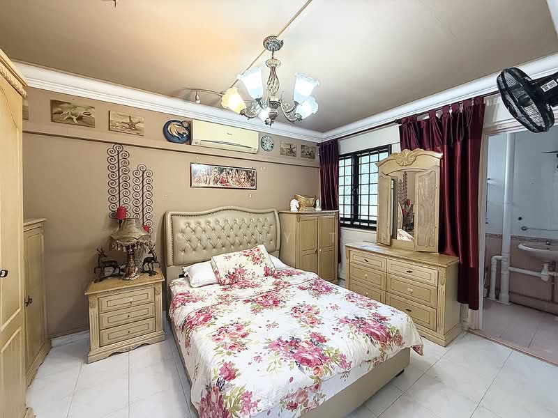 211 Yishun Street 21, 211 Yishun Street 21, 2 Bedrooms, 721 sqft, HDB Flat For Sale, by Johnny Tan, 500103366 - Bedroom - PropertyGuru.com.sg