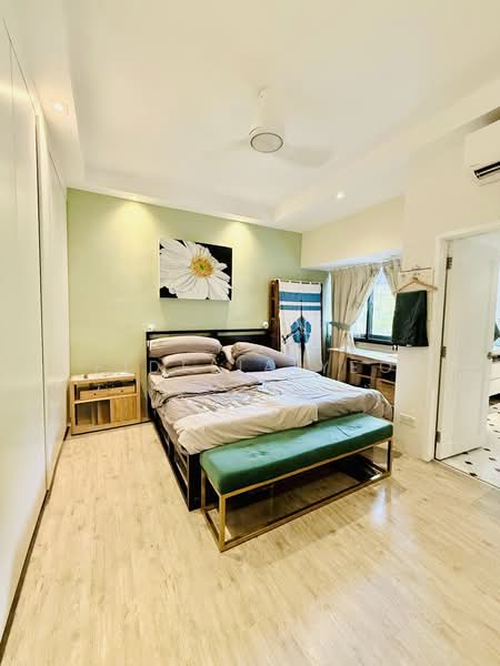 Townhouse Apartments, 139 Cavenagh Road, 4 Bedrooms, 2,368 sqft, Apartment For Sale, by Fidelia Yeo, 500103377 - Master Bedroom - PropertyGuru.com.sg