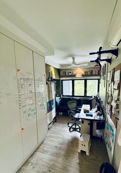 Townhouse Apartments, 139 Cavenagh Road, 4 Bedrooms, 2,368 sqft, Apartment For Sale, by Fidelia Yeo, 500103377 - Study Room - PropertyGuru.com.sg