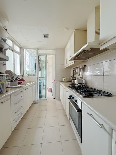 Costa Del Sol, 68 Bayshore Road, 3 Bedrooms, 1,313 sqft, Condominium For Rent, by Kenny Neo, 500103391 - Kitchen - PropertyGuru.com.sg