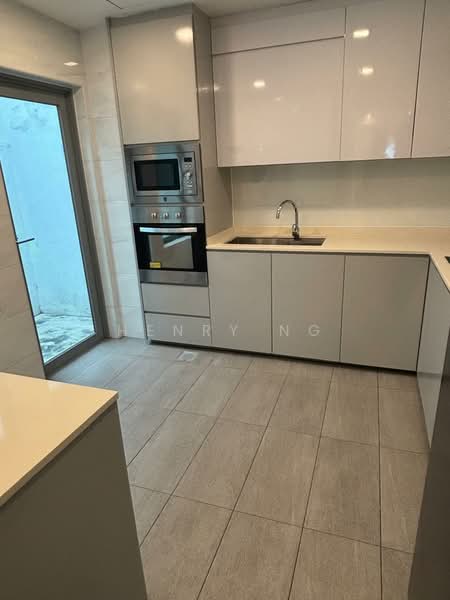 563B-563C Balestier Road, 563B-563C Balestier Road, 2 Bedrooms, 780 sqft, Shophouse For Rent, by Henry Ng, 500103399 - Kitchen - PropertyGuru.com.sg