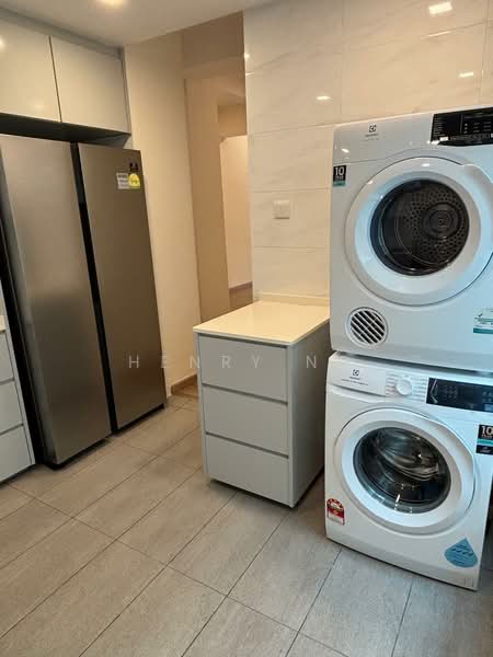 563B-563C Balestier Road, 563B-563C Balestier Road, 2 Bedrooms, 780 sqft, Shophouse For Rent, by Henry Ng, 500103399 - Kitchen - PropertyGuru.com.sg