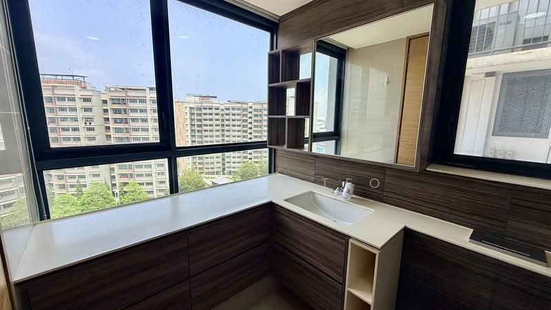 Coco Palms, 17 Pasir Ris Grove, 2 Bedrooms, 743 sqft, Condominium For Rent, by Julian Teo, 500103402 - Bathroom - PropertyGuru.com.sg