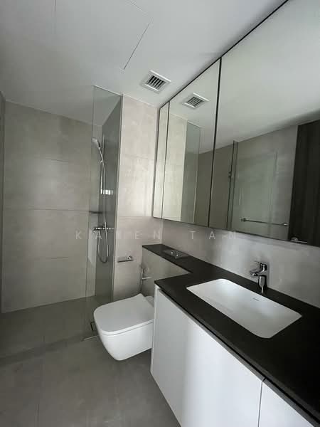 Sky Eden @ Bedok, 1 Bedok Central, 2 Bedrooms, 689 sqft, Condominium For Sale, by Karen Tan, 500103406 - Bathroom - PropertyGuru.com.sg