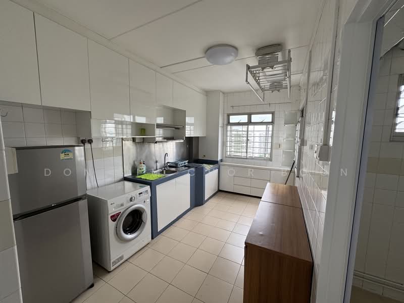 185D Rivervale Crescent, 185D Rivervale Crescent, 3 Bedrooms, 980 sqft, HDB Flat For Sale, by Don Sim Chor Boon, 500103409 - Kitchen - PropertyGuru.com.sg