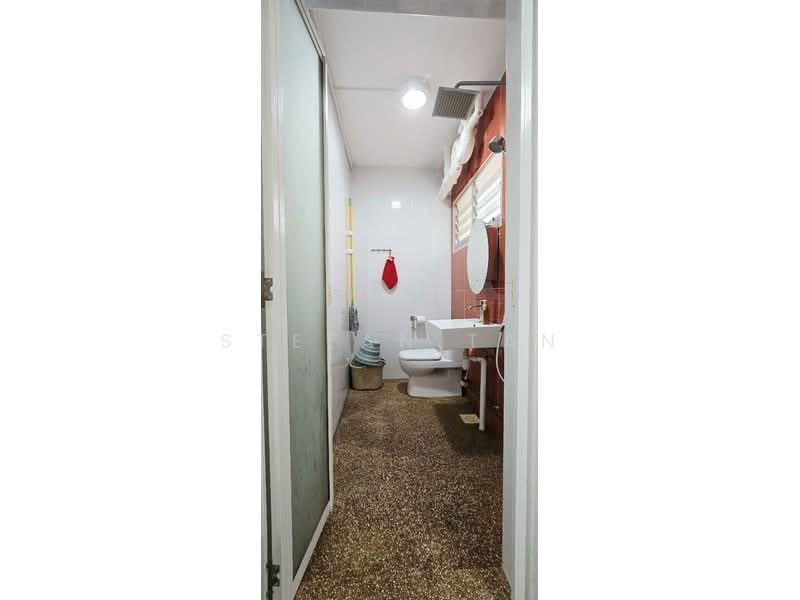 645 Jalan Tenaga, 645 Jalan Tenaga, Room Rental, 120 sqft, HDB Flat For Rent, by Stefan Tan, 500103414 - Bathroom - PropertyGuru.com.sg