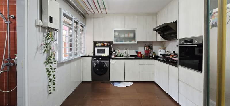 645 Jalan Tenaga, 645 Jalan Tenaga, Room Rental, 120 sqft, HDB Flat For Rent, by Stefan Tan, 500103414 - Kitchen - PropertyGuru.com.sg