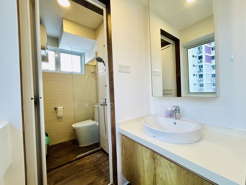 502 Ang Mo Kio Avenue 5, 502 Ang Mo Kio Avenue 5, 3 Bedrooms, 1,000 sqft, HDB Flat For Sale, by Nancy Lim, 500103417 - Bathroom - PropertyGuru.com.sg