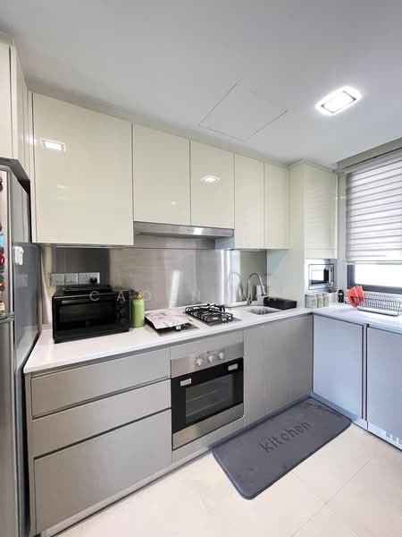 Hedges Park Condominium, 71 Flora Drive, 3 Bedrooms, 1,001 sqft, Condominium For Sale, by Caden Wan, 500103420 - Kitchen - PropertyGuru.com.sg