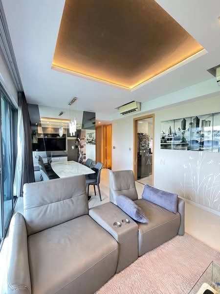 Hedges Park Condominium, 71 Flora Drive, 3 Bedrooms, 1,001 sqft, Condominium For Sale, by Caden Wan, 500103420 - Living Room - PropertyGuru.com.sg