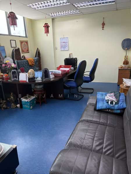 Pioneer Lot, 25 Benoi Road, 10,470 sqft, Factory / Workshop (B2) For Sale, by Benjamin Loo, 500103428 - Interior - CommercialGuru.com.sg