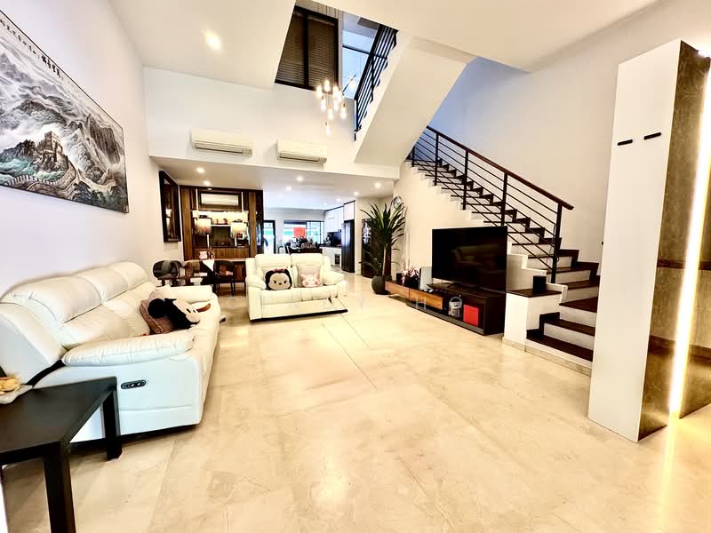 Tai Hwan Park, Tai Hwan Drive, 5 Bedrooms, 2,500 sqft, Terraced House For Sale, by Cindy Ho, 500103439 - Living Room - PropertyGuru.com.sg