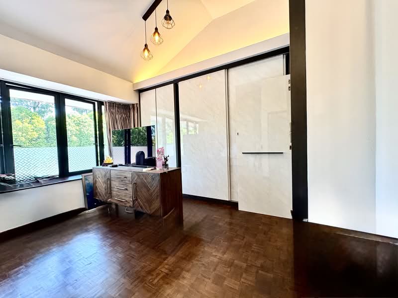 Tai Hwan Park, Tai Hwan Drive, 5 Bedrooms, 2,500 sqft, Terraced House For Sale, by Cindy Ho, 500103439 - Living Room - PropertyGuru.com.sg