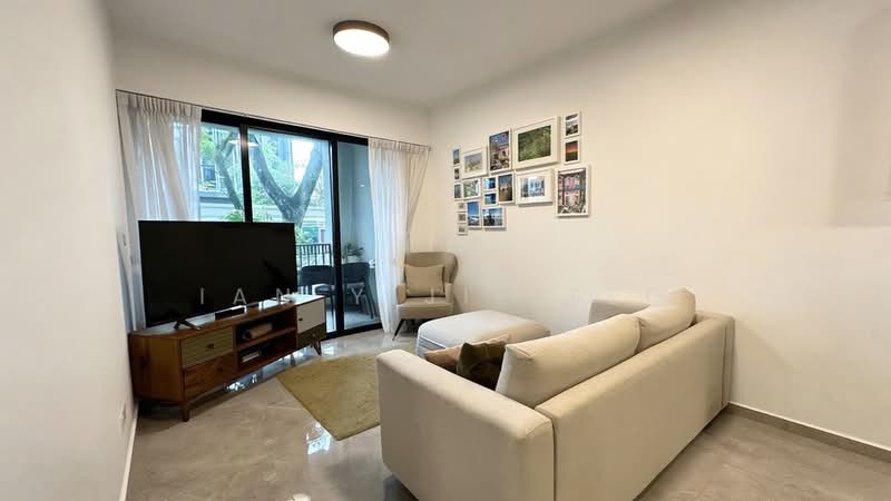 S.U.P.E.R. C.H.E.A.P! 1km to M.G.S & Pei Hwa Pri Sch, 310m to MRT!, , 1 Bedroom, 527 sqft, Condominium For Sale, by Ian Yijie Teo, 500103456 - Living Room - PropertyGuru.com.sg