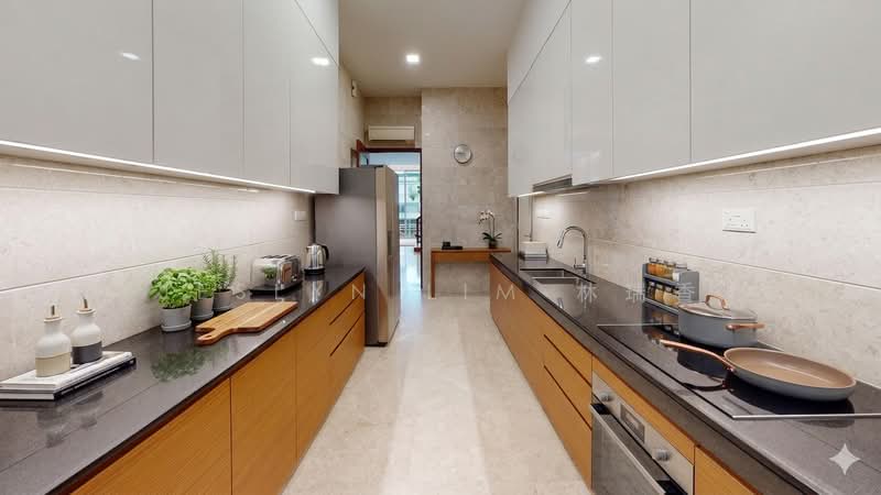 Semi Detached Jalan Tupai / One Tree Hills Estate, Jalan Tupai, 6 Bedrooms, 4,860 sqft, Semi-Detached House For Rent, by Jeslyn Lim 林瑞香, 500103458 - Kitchen - PropertyGuru.com.sg