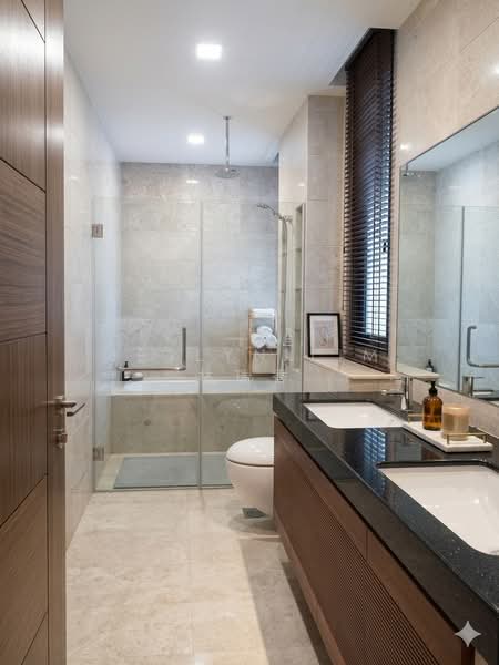 Semi Detached Jalan Tupai / One Tree Hills Estate, Jalan Tupai, 6 Bedrooms, 4,860 sqft, Semi-Detached House For Rent, by Jeslyn Lim 林瑞香, 500103458 - Bathroom - PropertyGuru.com.sg