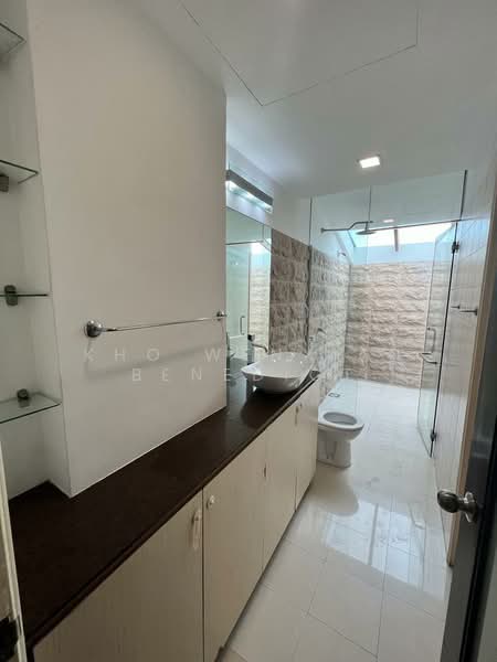Marshall road inter terrace pre war shophouse, Marshall road, 4 Bedrooms, 1,888 sqft, Terraced House For Sale, by Kho Wenxian Benedict, 500103462 - Bathroom - PropertyGuru.com.sg