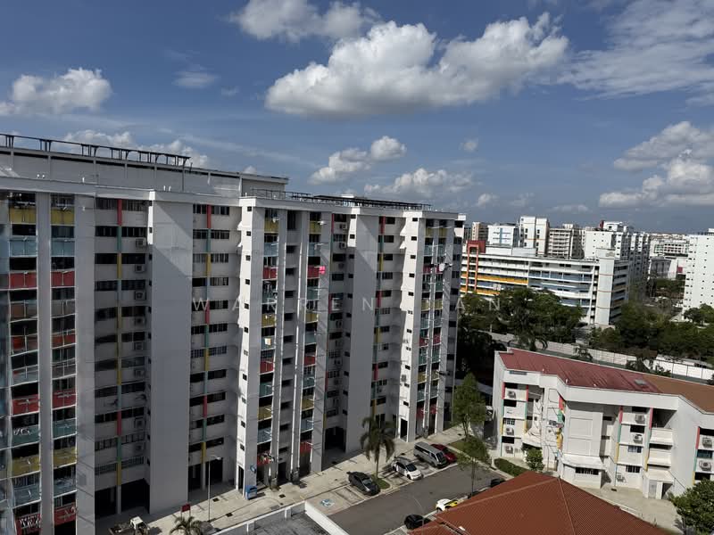 157 Yishun Street 11, 157 Yishun Street 11, 2 Bedrooms, 721 sqft, HDB Flat For Sale, by Warren Tan, 500103466 - Exterior - PropertyGuru.com.sg