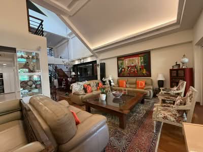 For Sale - ★ Serangoon Garden Estate ★ Lovingly Maintained Semi-Detached ★