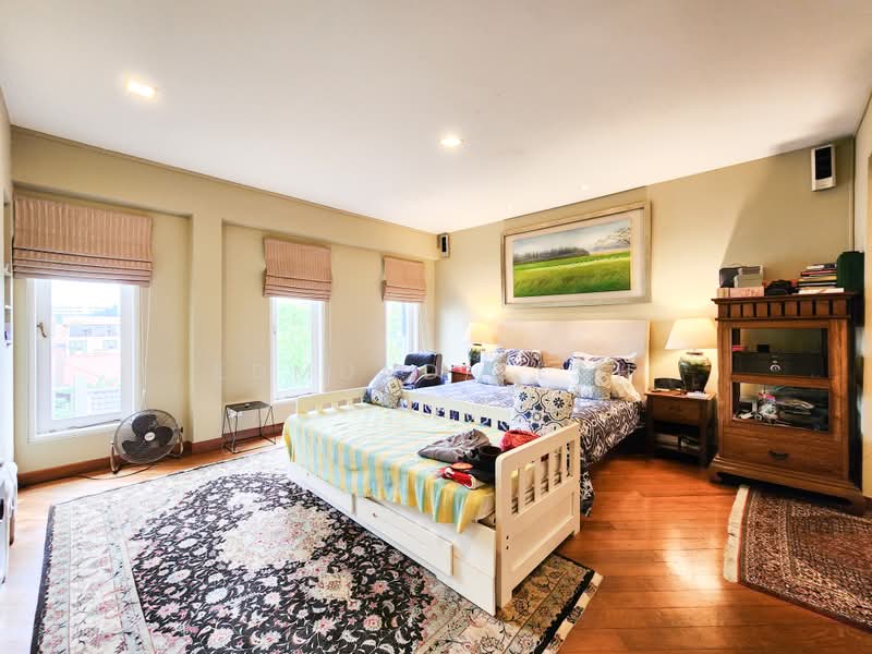 ★ Serangoon Garden Estate ★ Lovingly Maintained Semi-Detached ★, Serangoon Garden Estate, 5 Bedrooms, 5,000 sqft, Semi-Detached House For Sale, by Edmund Seah, 500103473 - Bedroom - PropertyGuru.com.sg