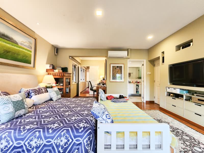 ★ Serangoon Garden Estate ★ Lovingly Maintained Semi-Detached ★, Serangoon Garden Estate, 5 Bedrooms, 5,000 sqft, Semi-Detached House For Sale, by Edmund Seah, 500103473 - Bedroom - PropertyGuru.com.sg