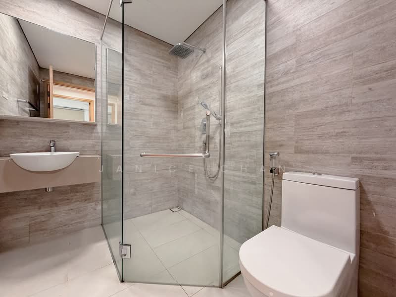 Flora View, 1 Ang Mo Kio Street 66, 3 Bedrooms, 1,023 sqft, Apartment For Sale, by Janice Chan, 500103476 - Bathroom - PropertyGuru.com.sg