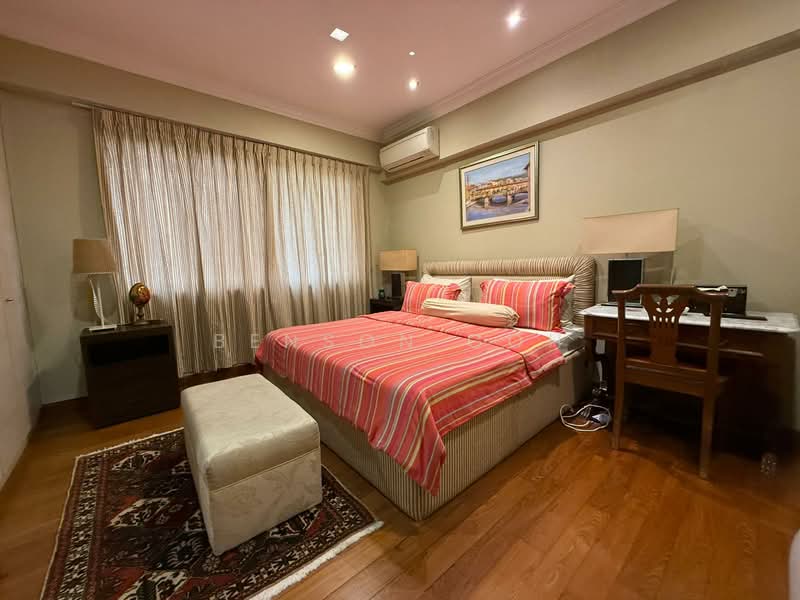 ★ Serangoon Garden Estate ★ Lovingly Maintained Semi-Detached ★, Serangoon Garden Estate, 5 Bedrooms, 5,000 sqft, Semi-Detached House For Sale, by Benson Goh, 500103477 - Bedroom - PropertyGuru.com.sg