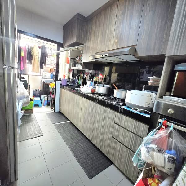 808D Choa Chu Kang Avenue 1, 808D Choa Chu Kang Avenue 1, 3 Bedrooms, 990 sqft, HDB Flat For Sale, by Zulkarnain Othman, 500103484 - Kitchen - PropertyGuru.com.sg