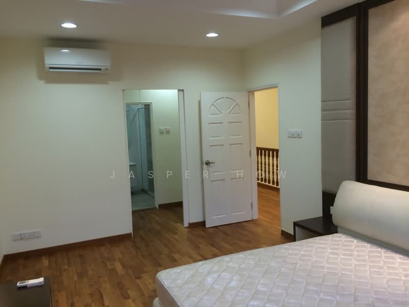 Jalan Jambu Mawar, , 4 Bedrooms, 2,400 sqft, Semi-Detached House For Rent, by Jasper How, 500103489 - Bedroom - PropertyGuru.com.sg