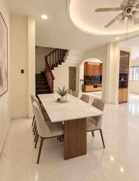 Jalan Jambu Mawar, Clementi Park / Upper Bukit Timah, 4 Bedrooms, 2,400 sqft, Semi-Detached House For Rent, by Jasper How, 500103489 - Dining Room - PropertyGuru.com.sg