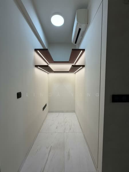 Coastline Residences, 7 Amber Road, 2 Bedrooms, 710 sqft, Condominium For Rent, by Linda Yang, 500103498 - Corridor - PropertyGuru.com.sg