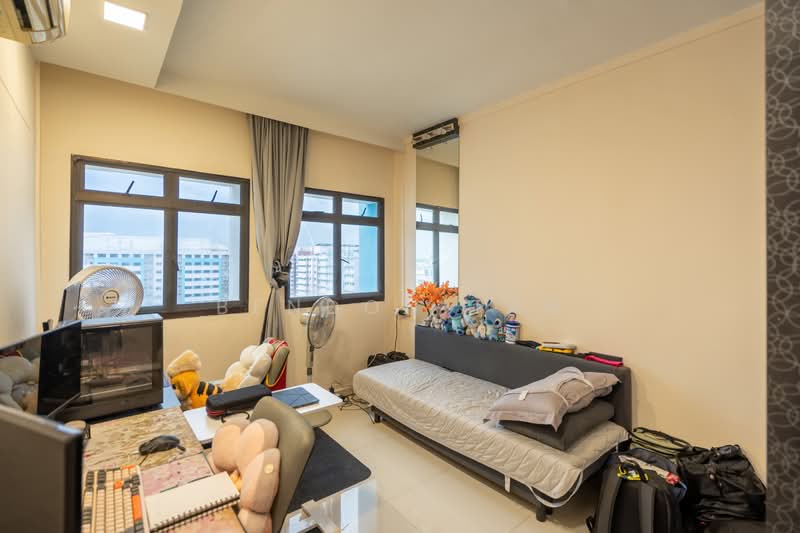 964 Hougang Avenue 9, 964 Hougang Avenue 9, 3 Bedrooms, 1,302 sqft, HDB Flat For Sale, by Bendon Tan, 500103503 - Bedroom - PropertyGuru.com.sg